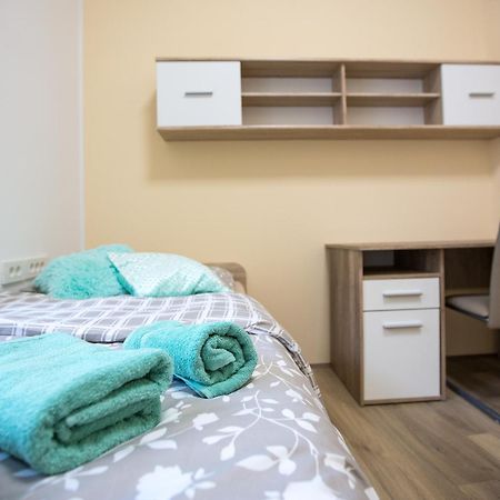 Minidorm Rooms In Heart Of City Center Maribor Exterior photo