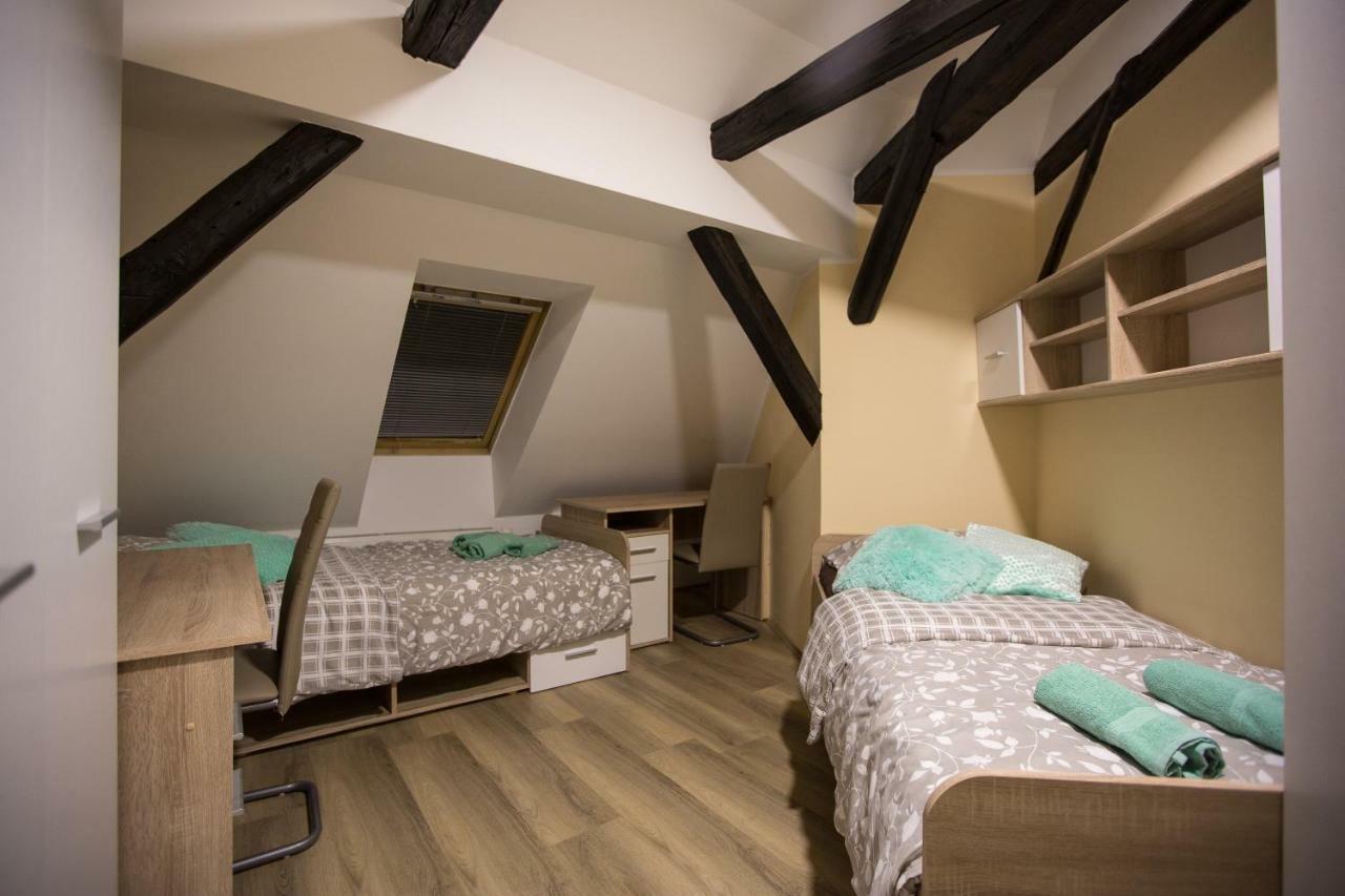 Minidorm Rooms In Heart Of City Center Maribor Exterior photo